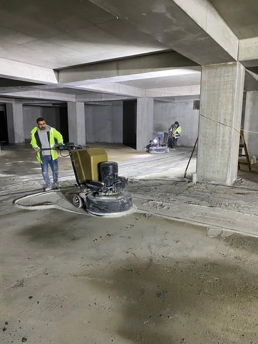 Fabrika beton zemin düzeltme